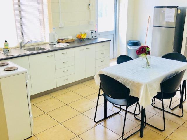 Accommodation @ Isa Mount Isa Room photo